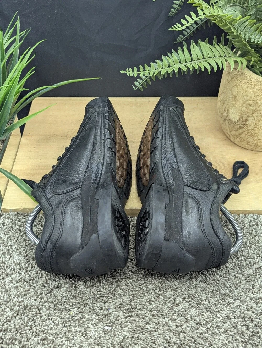 Keen Brigg II Women's Size 10 Black Leather Walking Hiking Casual Shoes